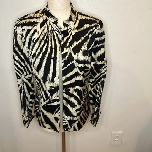 TALBOTS COLLECTION SILK BLEND BLAZER - Picture 1 of 7